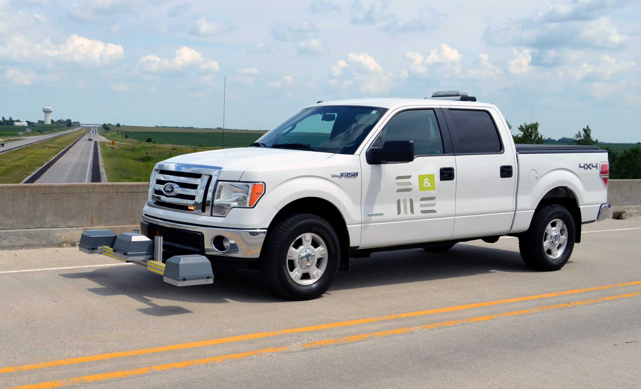 Roadway surveying for transportation construction
